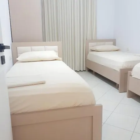 Apartmentsmarino * Himarë